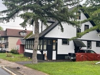 1112 E Colvin St in Syracuse, NY - Building Photo