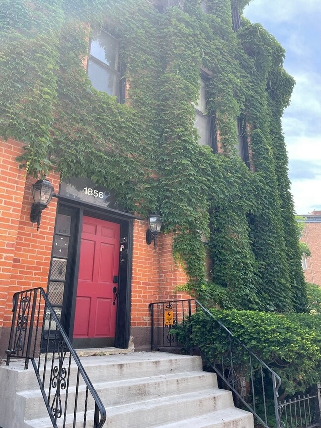 property at 1856 N Lincoln Ave