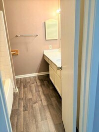 15346 Falmouth Ave photo'