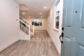 3542 Nuestra Ave in Sacramento, CA - Building Photo - Building Photo