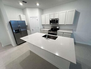 2673 Bevel Ln in Davenport, FL - Building Photo - Building Photo