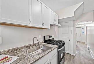 2905 Glendale Ave in Pittsburgh, PA - Building Photo - Building Photo