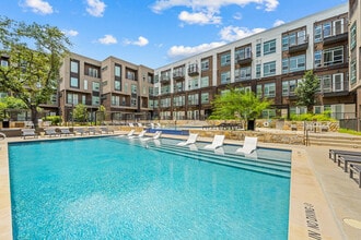 The Bond in Austin, TX - Foto de edificio - Building Photo