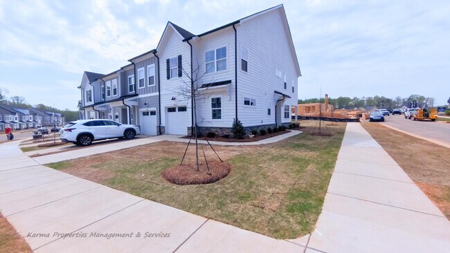 9645 Munsing Dr in Charlotte, NC - Building Photo - Building Photo