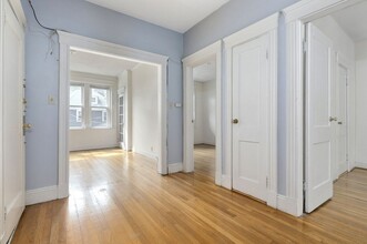 153 Strathmore Rd, Unit 5 in Boston, MA - Building Photo - Building Photo