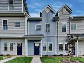 2395 Eagle Creek Ct in Winston-Salem, NC - Building Photo