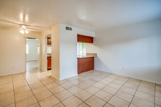 Ocotillo Oasis in Glendale, AZ - Foto de edificio - Interior Photo