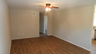 640 S Fashion Park St in Orange, CA - Building Photo - Building Photo