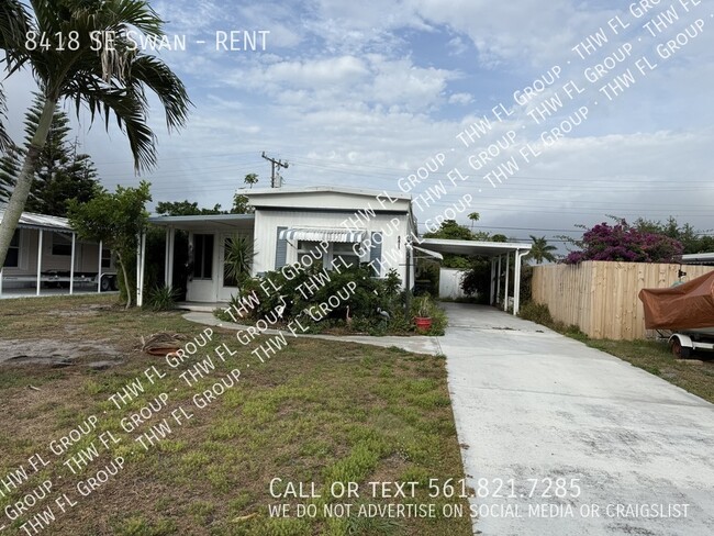 8418 SE Swan Ave in Hobe Sound, FL - Building Photo - Building Photo