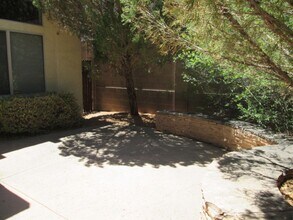 8008 Basalt Ave NW in Albuquerque, NM - Building Photo - Building Photo