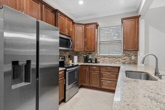 431 Arlington Rd N in Jacksonville, FL - Foto de edificio - Building Photo