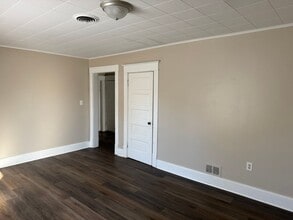 308 E Wheeling St in Lancaster, OH - Building Photo - Building Photo