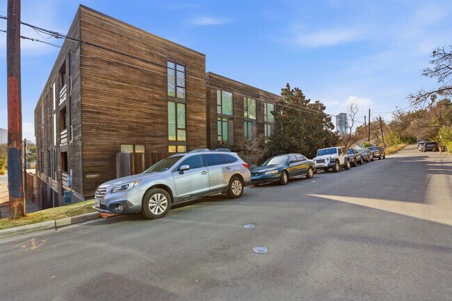 1010 W 10th St in Austin, TX - Building Photo - Building Photo