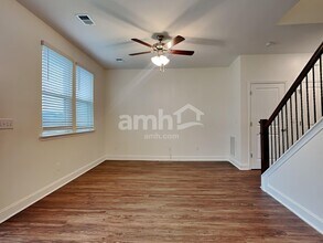 334 Azore Way, Unit 304 in Summerville, SC - Building Photo - Building Photo