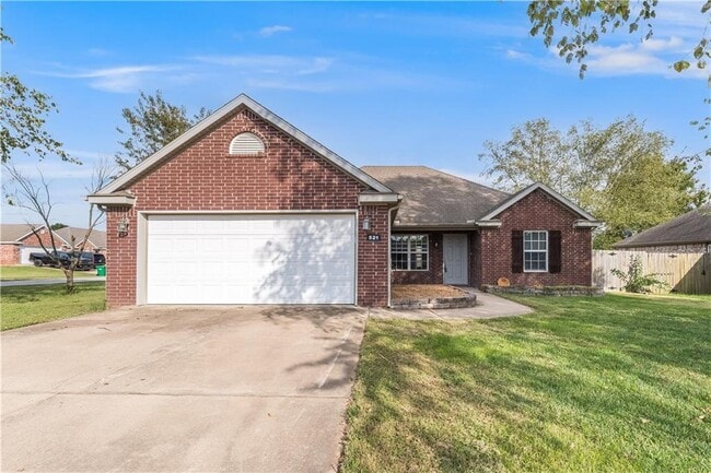 property at 521 Redbud St