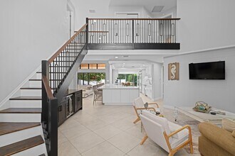 1050 Brooks Ln in Delray Beach, FL - Building Photo - Building Photo