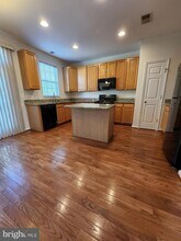 20939 Calais Terrace in Ashburn, VA - Building Photo - Building Photo