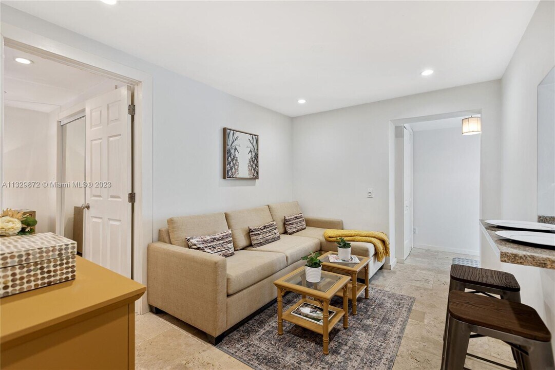 2914 Alton Rd-Unit -1 in Miami Beach, FL - Building Photo
