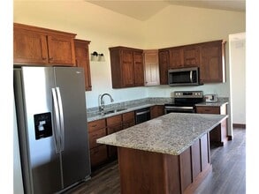 1767 Aspen Ct in New Richmond, WI - Building Photo - Building Photo