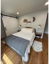 4083 SW Dickinson St in Portland, OR - Building Photo - Building Photo