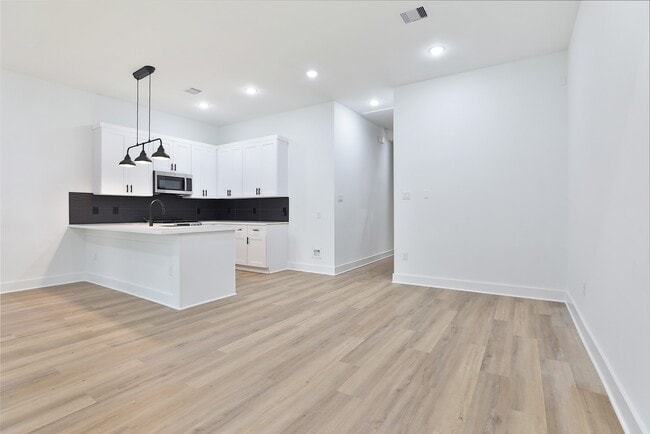 8109 Bigwood St in Houston, TX - Building Photo - Building Photo