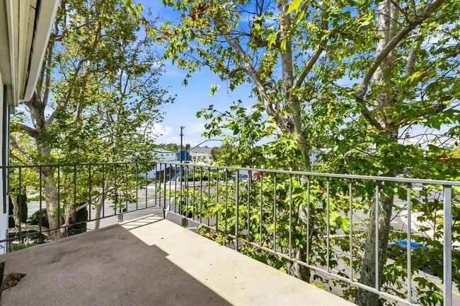 property at 300 Cagney Ln