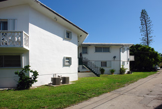 12175 NE 19th Ave in North Miami, FL - Building Photo - Building Photo