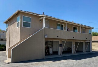 623-635 E 8th St in Upland, CA - Building Photo - Building Photo