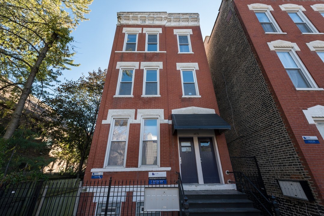 1475 W Huron in Chicago, IL - Building Photo