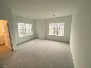 37 Harvest Wy in Little Falls, NJ - Building Photo - Building Photo