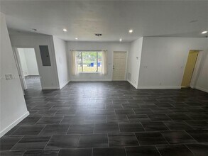 1904 SE 1st Ave in Fort Lauderdale, FL - Building Photo - Building Photo
