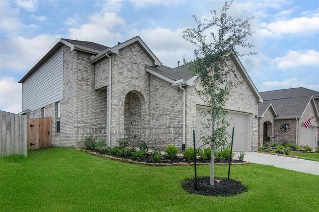 23741 Woodgreen Terrace Dr in New Caney, TX - Foto de edificio - Building Photo