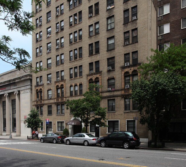 Kipling Arms Apartments in New York, NY - Building Photo - Building Photo