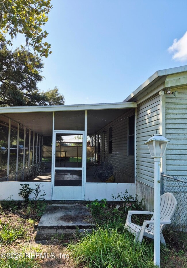 323 Keown Ave in Pomona Park, FL - Building Photo - Building Photo