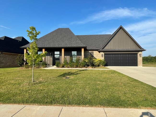 property at 920 Chisolm Trl