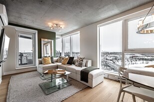 190 Murray Rue in Montréal, QC - Building Photo