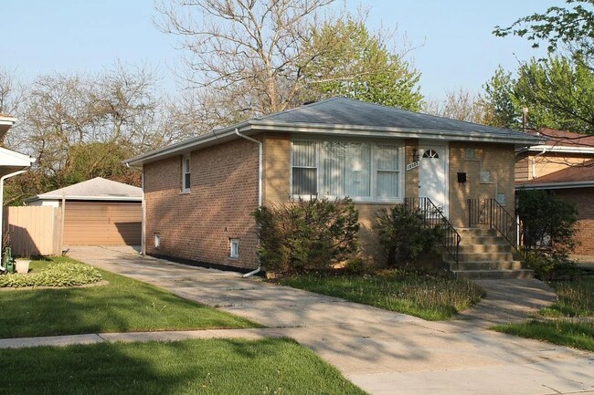 18003 Greenview Terrace