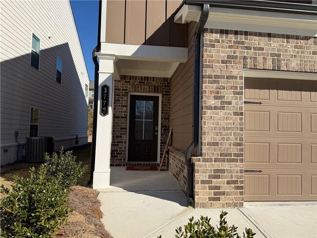 3772 Dover Run Ln in Loganville, GA - Building Photo - Building Photo