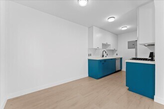 1347 N Las Palmas Ave in Los Angeles, CA - Building Photo - Building Photo