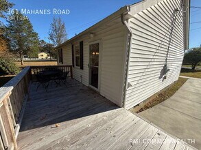 361 Mahanes Rd in Gordonsville, VA - Building Photo - Building Photo
