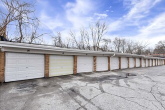 Fairview Premium Flats, LLC in Fairview Park, OH - Building Photo - Interior Photo