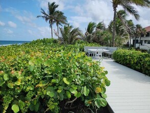 5500 Old Ocean Blvd in Boynton Beach, FL - Building Photo - Building Photo
