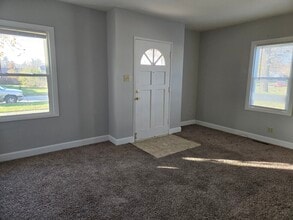 1016 W 5th St S in Newton, IA - Building Photo - Building Photo