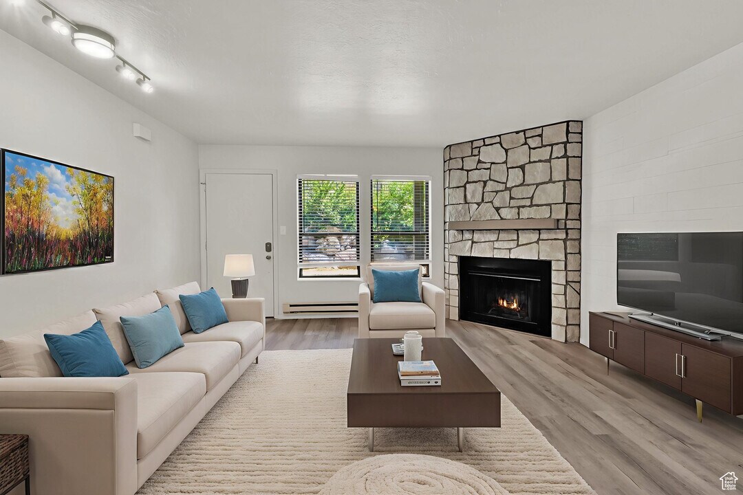 3615 N Wolf Ldg Dr in Eden, UT - Building Photo