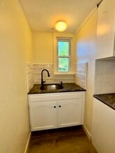 69 Creeden St in Mansfield, MA - Building Photo - Building Photo