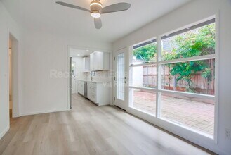 8019 Paseo Del Ocaso in San Diego, CA - Building Photo - Building Photo