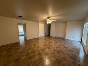 346 Richard St in Sunset, LA - Building Photo - Building Photo