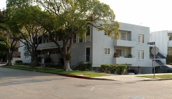 10786 Missouri Ave in Los Angeles, CA - Building Photo