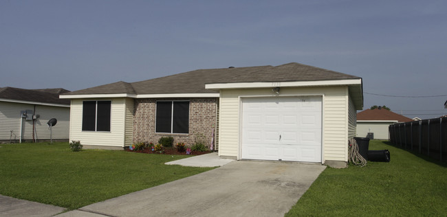 Robin Homes in Marrero, LA - Building Photo - Building Photo