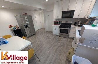 1528 1/2 W 36th Pl in Los Angeles, CA - Building Photo - Building Photo